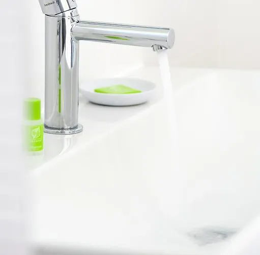 M120 מלון דירות 3*